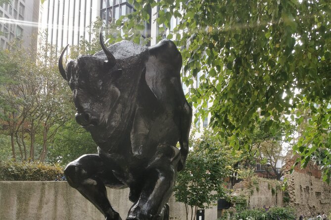 City of London History Tour: The Square Mile that Rose to Empire - Salter’s Hall Garden, Brewers’ Hall, and the Livery Company world of trade and governance