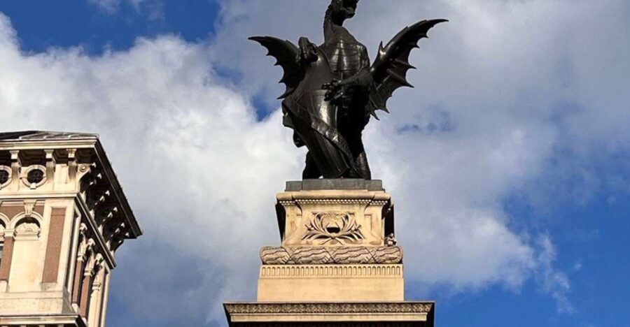 City of London Mystical and Dragons Walking Tour - London Stone and the mood of old power