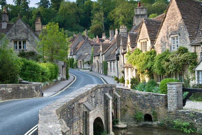 Cotswolds Day Trip from London with Optional Village Lunch - Stow-on-the-Wold: Hilltop Market Town With Room to Roam