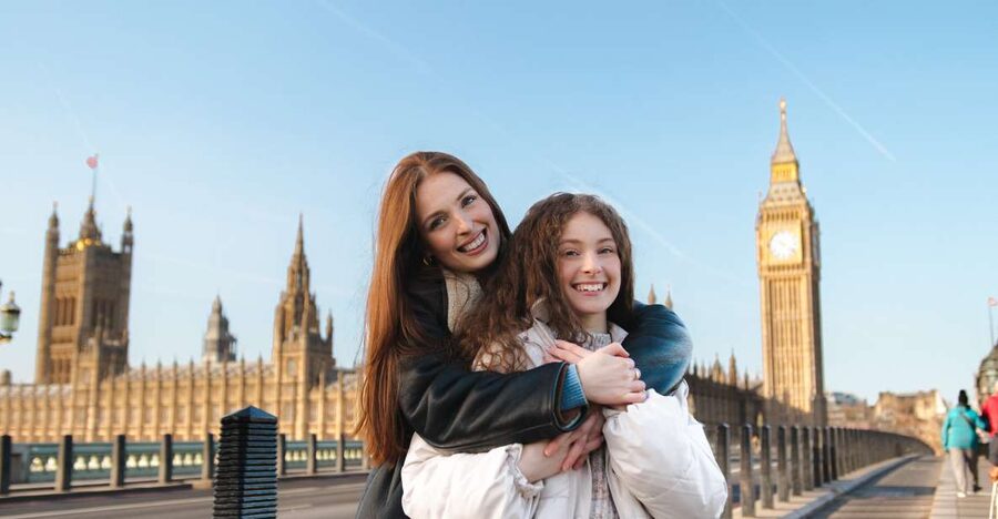 Couple’s photo: Romantic photoshoot in London - A Private London Couple Photoshoot That Feels Like More Than Photos