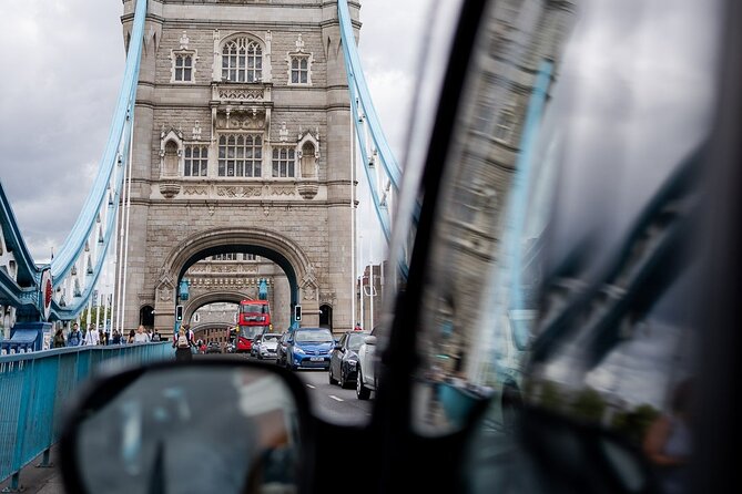Discover London in a Panoramic Black Cab - A Peek at Prime Minister London and a Cab-Only Engineering Moment
