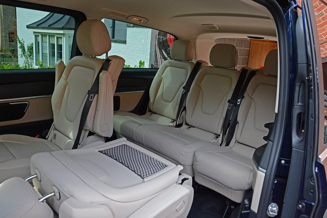 Discover London with your Executive Minivan Hire with Driver - Price and value: $750.81 per group up to 8