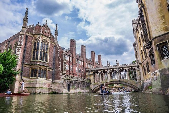 Discover Oxford and Cambridge with Guide from London by Coach - Who This Oxford and Cambridge Coach Tour Fits Best