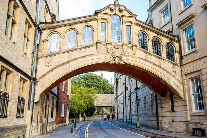 Discover Oxford and Cambridge with Guide from London by Coach - Quick Tips Before You Go from Bulleid Way