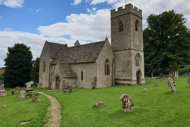 Downton Abbey Day In The Cotswolds Tour - Stop 1: Cogges Manor Farm (The Real-World Yew Tree Farm)