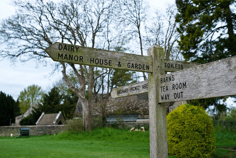 Downton Abbey Filming Locations & Highclere Castle Tour - Yew Tree Farm (Cogges Manor Farm) Before It Opens