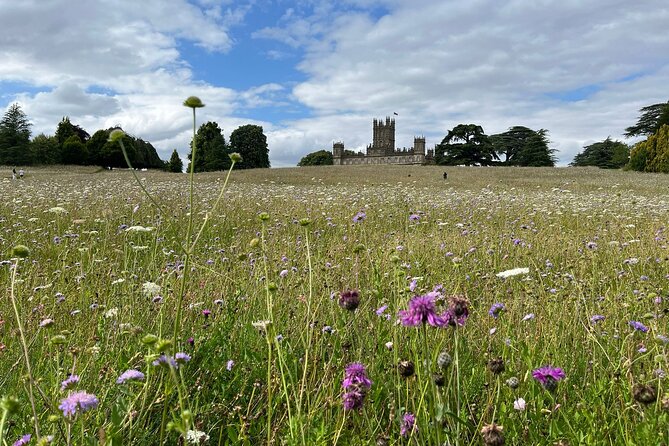 Downton Abbey & Highclere Castle Tour from London, with Oxford - Guides and on-the-ground quality: the show details feel real