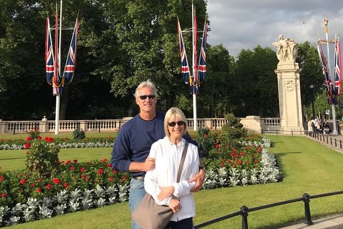 Downton Abbey London Filming Locations: Private Half-Day Tour - COVID-19 Safety and Comfort: Private Vehicle, Sanitized Stops