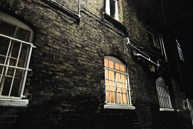 Dr Blood's Jack the Ripper Tour - Winthrop Street to Old Montague Street: crowds, workhouse links, and forensics