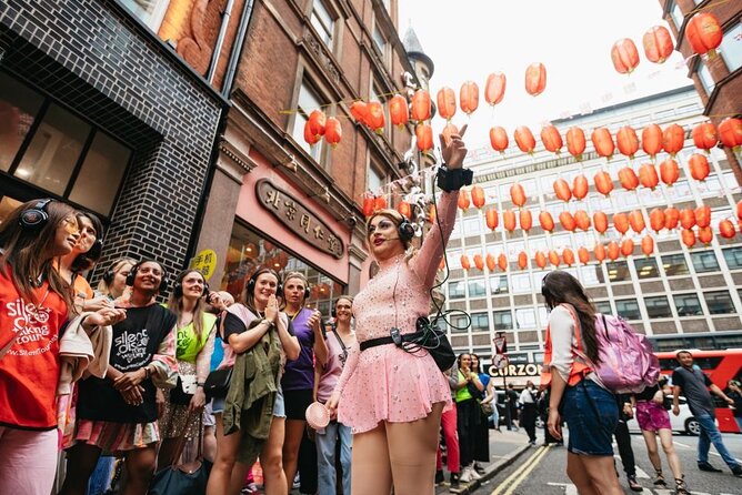Drag Queen Disco Diva Tour - Silent Disco Walking Tour - Headsets and sound quality: the real “silent disco” advantage