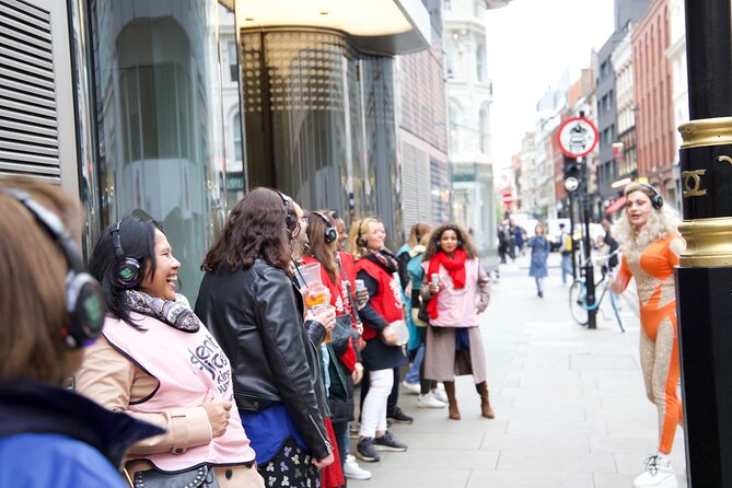 Drag Queen Disco Diva Tour - Silent Disco Walking Tour - Who’s running the show: the guides and the personality factor