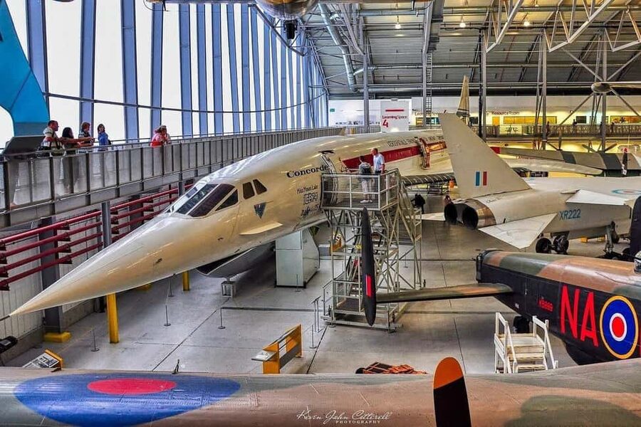 Duxford IWM Air Museum Private Day London HotelPickup Option - The bonus Old London Secret Stop: a real add-on, not filler