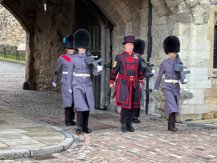 Early Access:Tower of London Opening Ceremony & Royal London - Royal Westminster walking tour: Abbey, Big Ben, Parliament, and Buckingham Palace