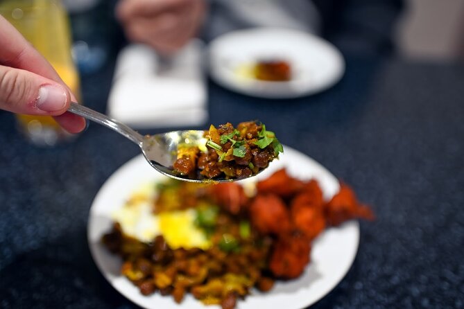 East London Indian Food Tour with 8+ Authentic Food Tastings - Meeting at Whitechapel Gallery: where your appetite gets directed