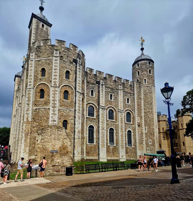 Easy Access Tower of London Royal Secrets & Scandals Tour - Key highlights worth showing up for