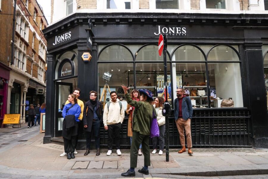 Eating London: Heart Of 'The City' Food Tour - Oyster House and Classic Seafood: The London Oldest-Fish-Restaurant Moment