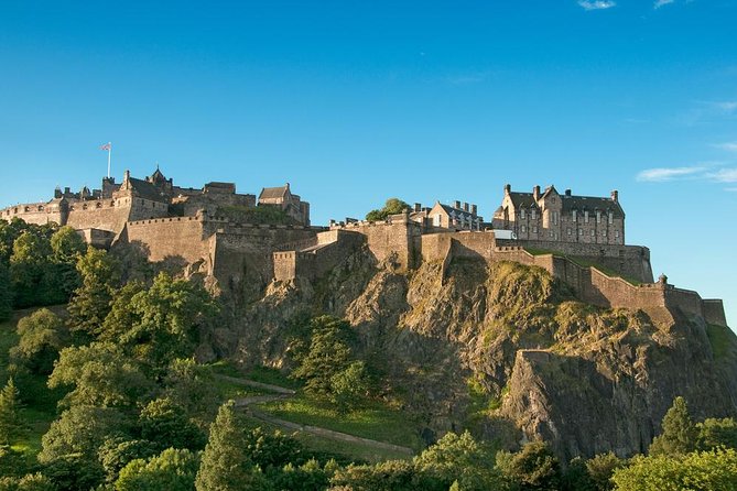Edinburgh Rail Trip from London with Castle entry and Hop-on Hop-off bus - Price and value: what $329.34 is really buying you