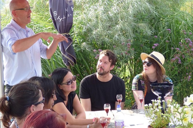 English Wine and Cheese Tour from London - Chapel Down picnic lunch: A meal that matches the theme