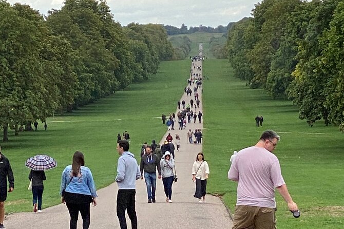 Explore Windsor Castle and Hampton Court Palace - Price and Value for a Group Up to 8