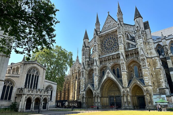 Fast Access Westminster Abbey Private Tour with a London Blue Badge Guide - Price and logistics: is $390.46 per person good value?