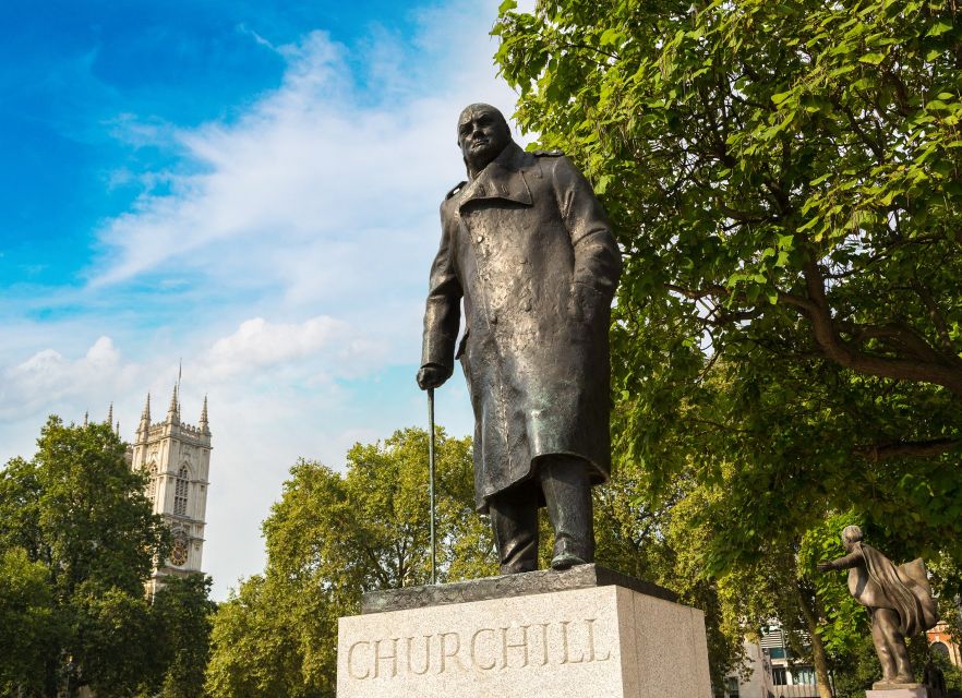 Fast Track Churchill War Rooms and London Highlights Tour - Where you start: meeting at Oliver Cromwell Statue (and how pickup changes things)