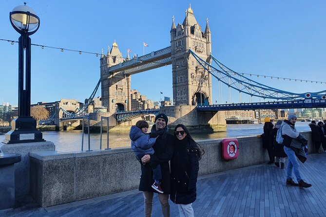 Food & drink walking tour in South East London. Bermondsey - Borough Market. - Finishing at the Golden Hinde: history you can see, plus an easy landing