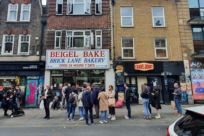 Food & Drink walking tours In London. Discover the East End of London. - Shoreditch’s Victorian thread: a story you can walk through