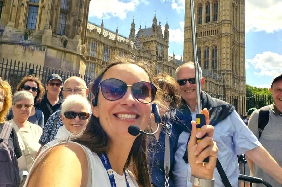 For Russian Speakers: London Tour with a Qualified Guide - Starting at St Thomas’ Hospital / County Hall: a practical launch point