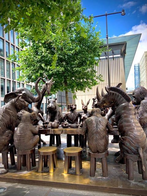 Free things to in London ☀️Outdoors - Free contemporary art gallery and a comedy show: culture without the bill