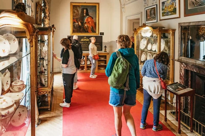 From London: Cotswolds, Blenheim Palace & Downton Abbey - Bampton and Downton Abbey filming locations: spotting the series in real places