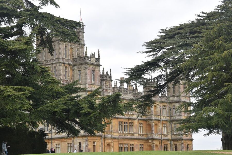 From London: Downton Abbey and Village Coach Tour - Timing and pacing: what fills the hours (and what doesn’t)