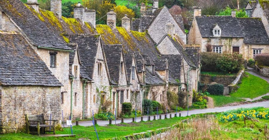 From London: Full-Day Cotswolds Small-Group Tour - Burford: a medieval high street and a church visit