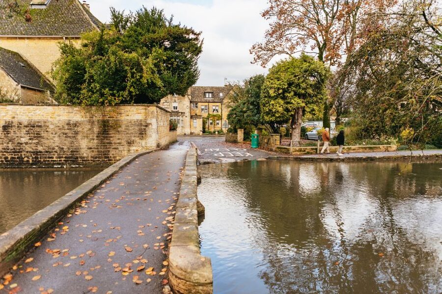 From London: Full-day Cotswolds Tour with Optional Lunch - Burford on the River Windrush: Tea houses, High Street views, and a good start