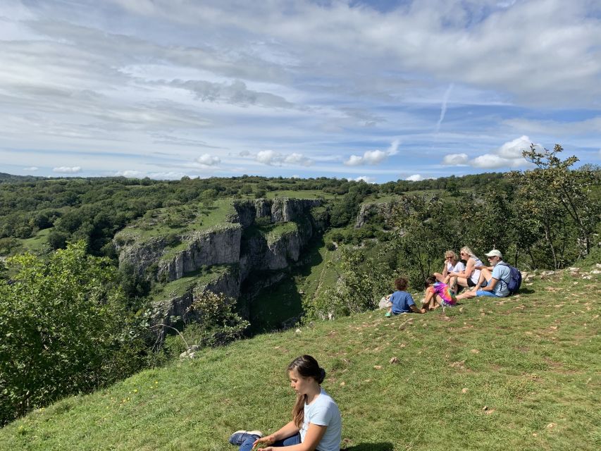 From London: Glastonbury and Cheddar Gorge Guided Day Trip - The scenic pause at Wells, England’s smallest cathedral city
