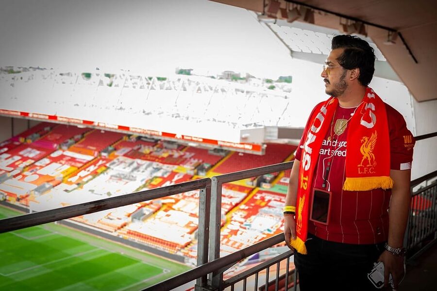 From London: Liverpool FC Stadium & Museum Rail Day Tour - Albert Dock Free Time: Waterfront Views and Easy Walking