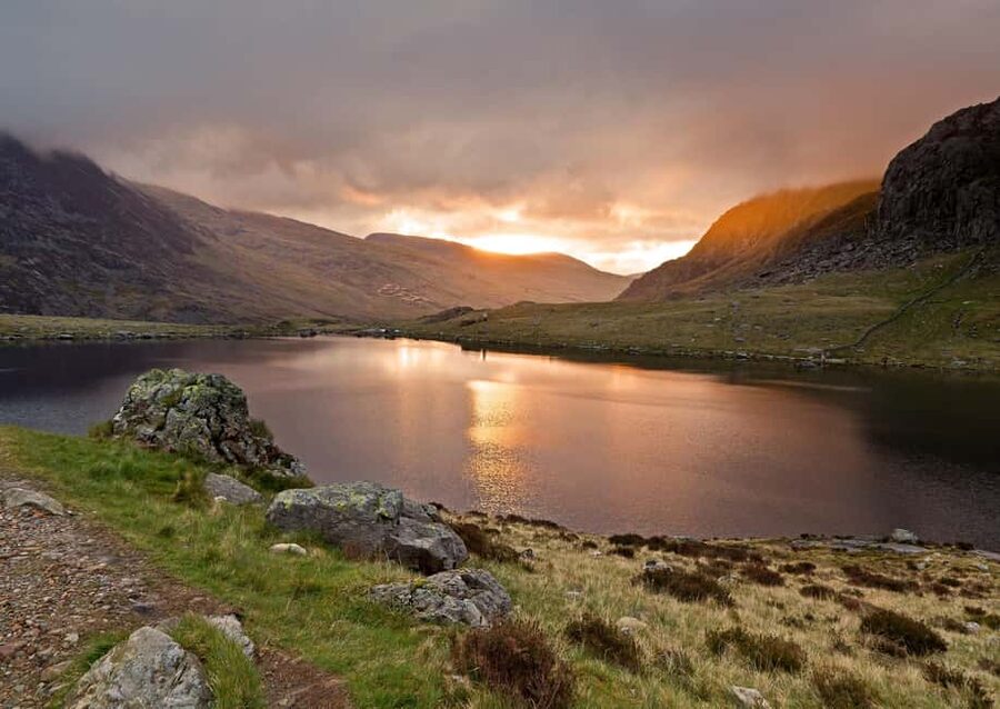 From London: North Wales, Snowdonia & Caernarfon Castle Tour - Key highlights worth caring about
