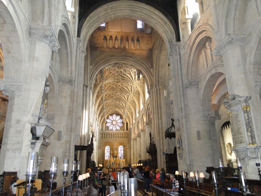 From London: Oxford and Cambridge Universities Tour - Guides can make or break the experience