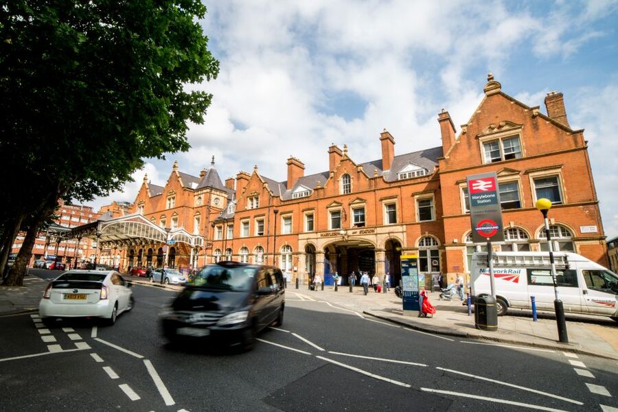 From London: Oxford by Rail & Harry Potter Insights Tour - The Harry Potter Highlights walking tour: what you actually get on foot