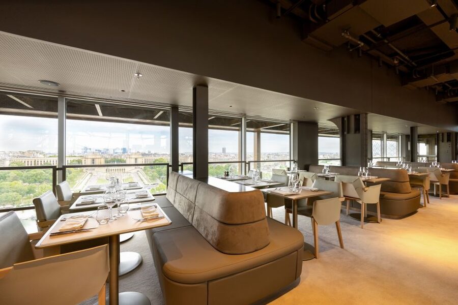From London: Paris Day Tour w/Eiffel Tower Champagne Lunch - Why this London-to-Paris plan feels efficient
