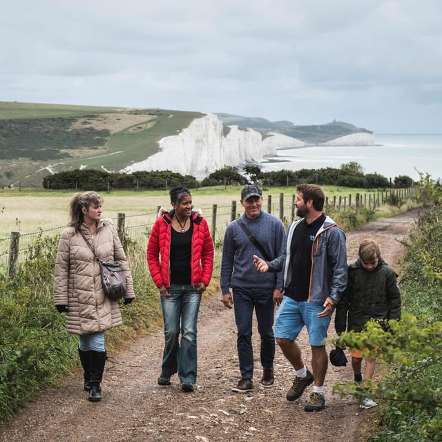 From London: Seven Sisters and Brighton Full-Day Tour - Birling Gap photo stop: why this is the classic Seven Sisters angle