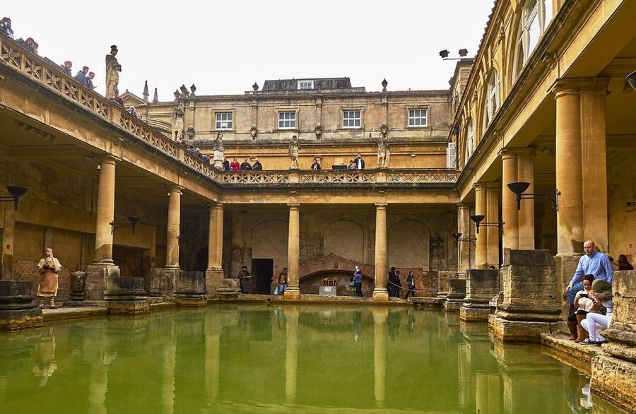 From London: Stonehenge and Windsor Castle Day Trip - Key highlights you’ll feel all day