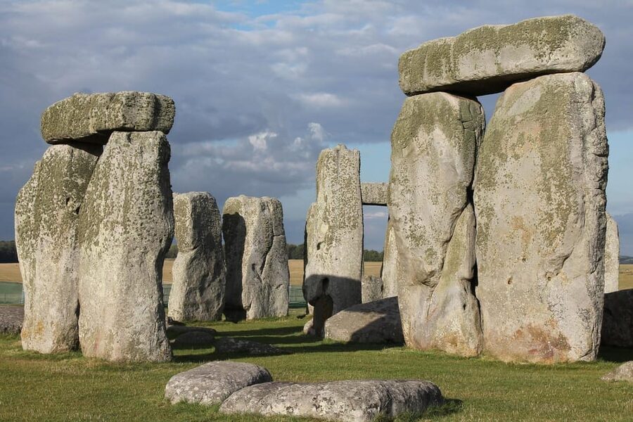 From London: Stonehenge Day Trip with Audioguide - Key things to know before you go