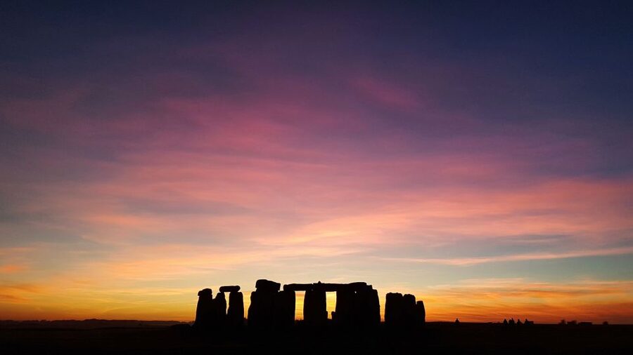 From London: Stonehenge Inner Circle and Windsor Day Trip - Price and value: what you’re really paying for at $236