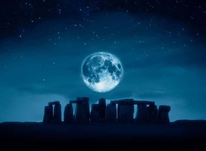 From London: Stonehenge Inner Circle Private Viewing Tour - Your Stonehenge Walk: Inside the Circle and Key Stones Nearby