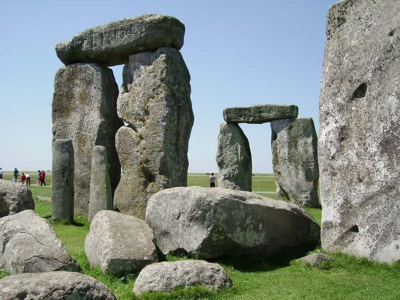 From London: Stonehenge Inner Circle Private Viewing Tour - Should You Book the Stonehenge Inner Circle Private Viewing Tour?