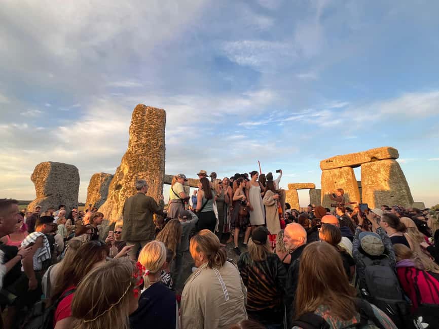 From London: Stonehenge Solstice Celebration Tour - Transportation and Timing: Where Value Comes From—and Where It Can Fall Short