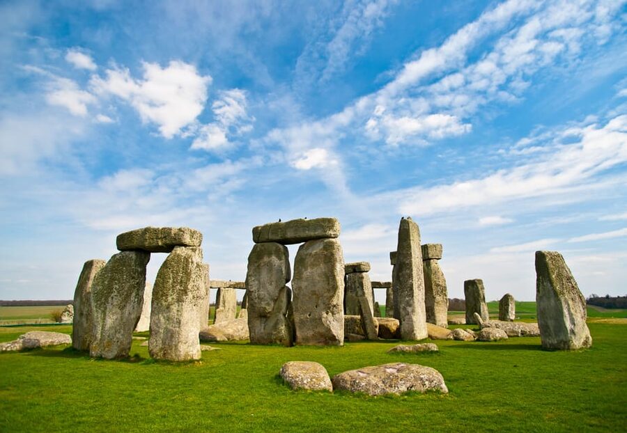 From London: Stonehenge Summer Solstice Sunrise Shuttle - The monument field rules: pack smart so you don’t lose time