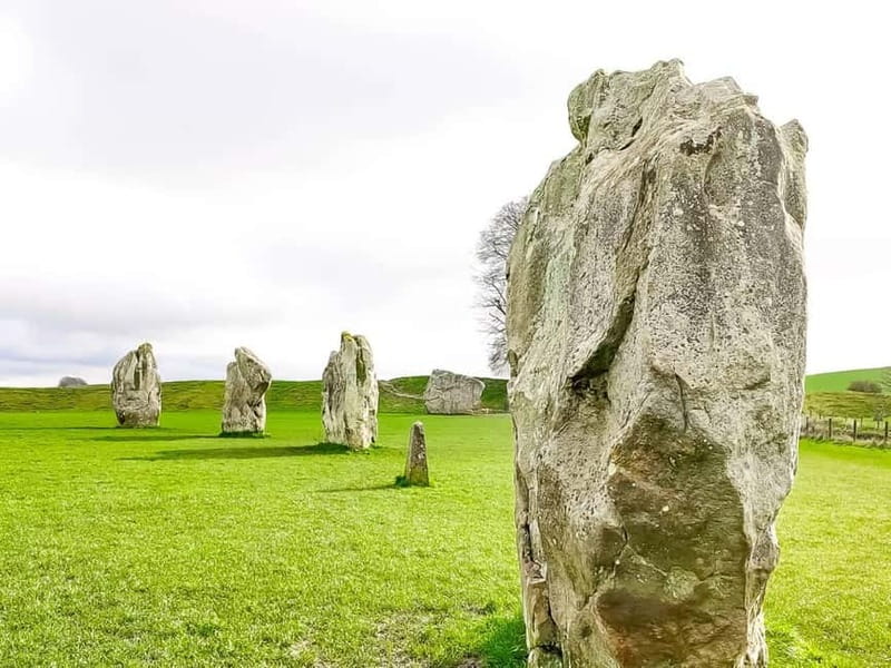 From London: Stonehenge & The Stone Circles of Avebury Tour - Quick hits before you go