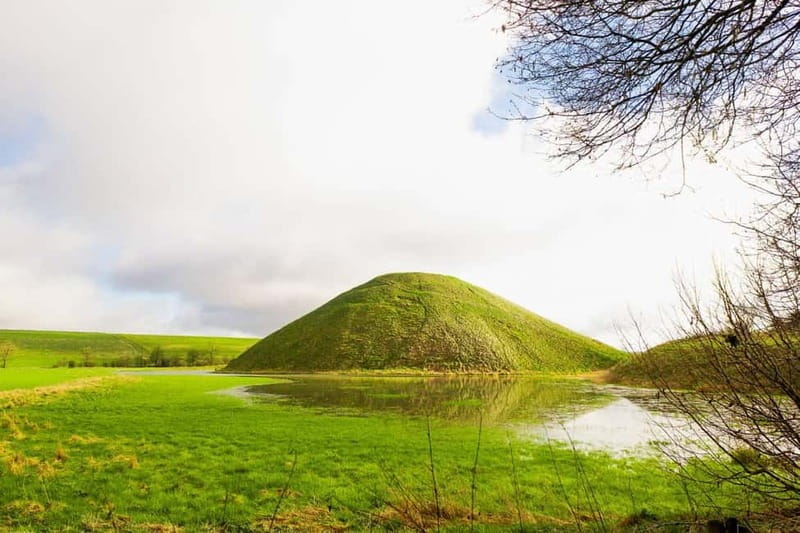 From London: Stonehenge & The Stone Circles of Avebury Tour - Avebury stone circles: the “older than Stonehenge” payoff