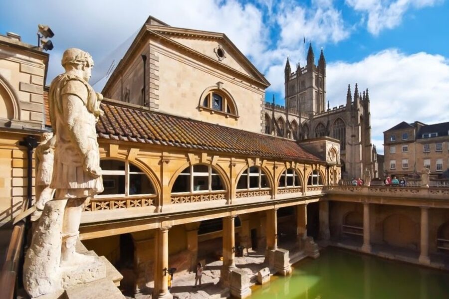From London: Stonehenge, Windsor, and Bath Small Group Tour - How the early Stonehenge start changes your whole day